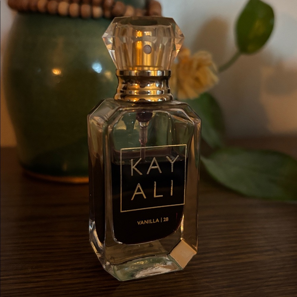 KAYALI mini perfume vanilla